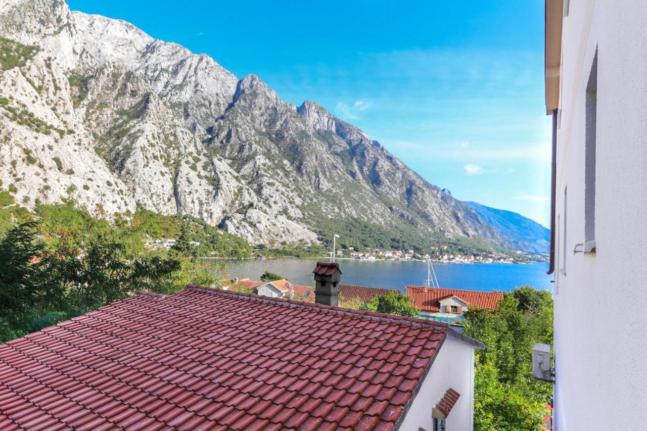 Sea Star Luxury Apartment Kotor Ngoại thất bức ảnh
